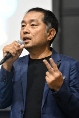 岡田章二氏