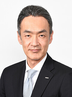 山西 基裕 氏